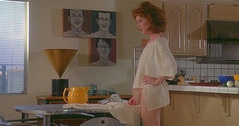 julianne moore ass|Julianne Moore Butt, Bush Scene in Short Cuts